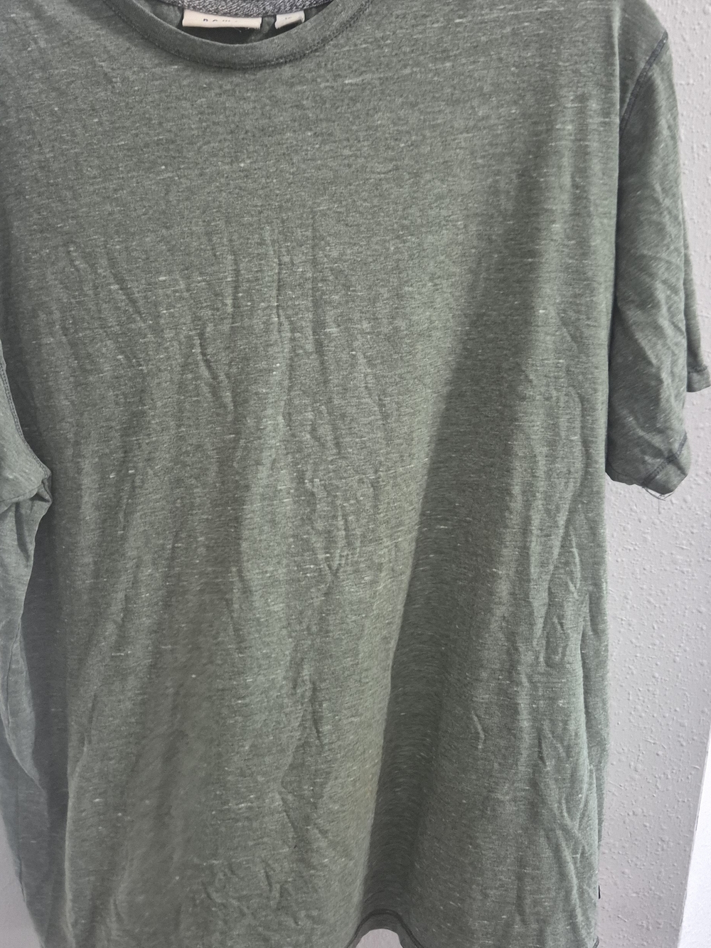 Men's Short Sleeve Crew Tee in Olive Green
